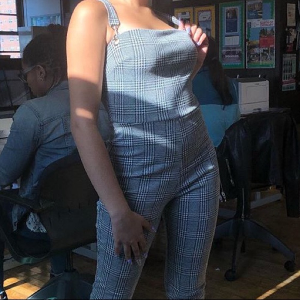 Plaid jumpsuit - Picture 1 of 3